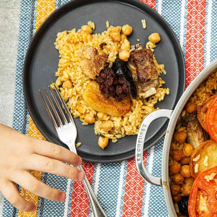 Spaanse ovenrijst met varkensvlees